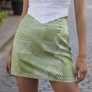Kendall & Kylie Pacsun green satin mini skirt